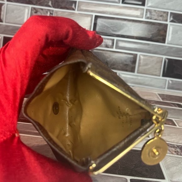 CELINE Macadam Small Pouch Coin Case
Brown PVC Leather Italy VINTAGE - Picture 7 of 7